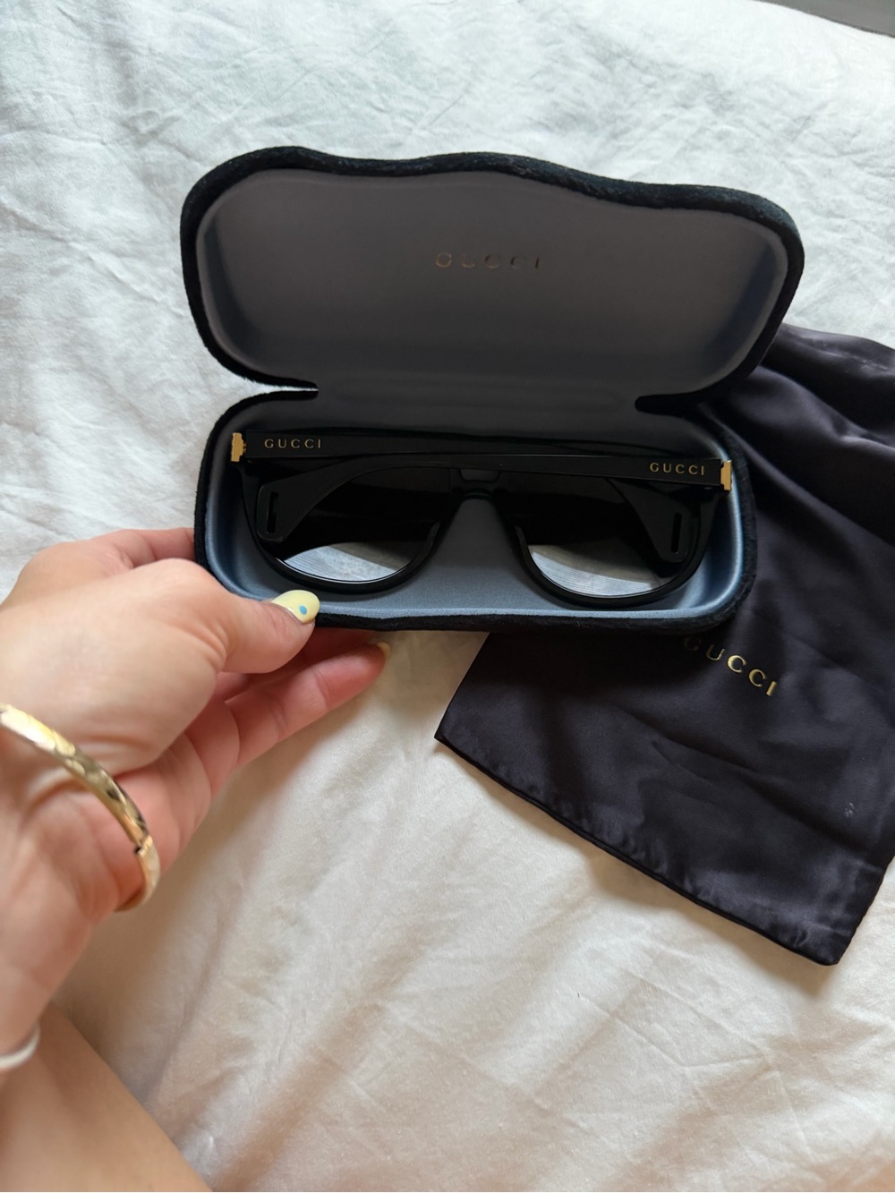Gucci Black Men's Aviator Sunglasses with Gold Accents - Picture 2 of 6